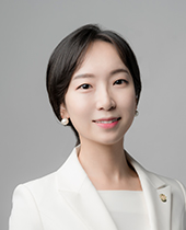 11.김현지.jpg